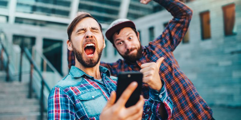 Các dạng thẻ phạt phổ biến trong bóng đá